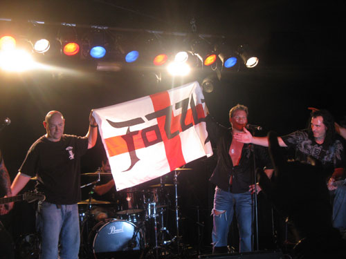 fozzy-flag-with-kevin-sound-guy Fozzy flying the UK flag