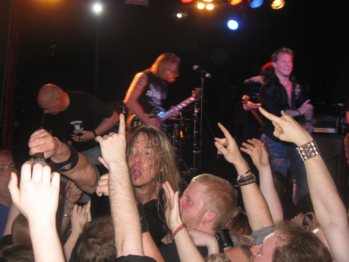 fozzy - rich in crowd Rich Ward From Fozzy In The Crowd