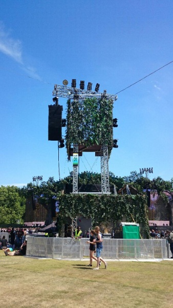 The glorious sunshine at Hyde Park during the Black Sabbath day of British Summer Time