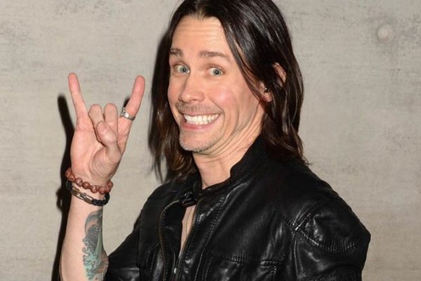 Myles Kennedy Solo Photo
