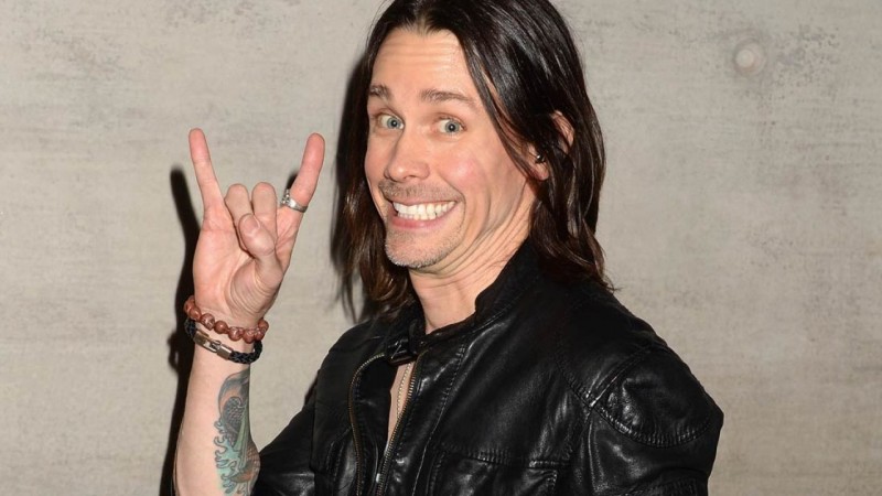 Myles Kennedy Solo Photo